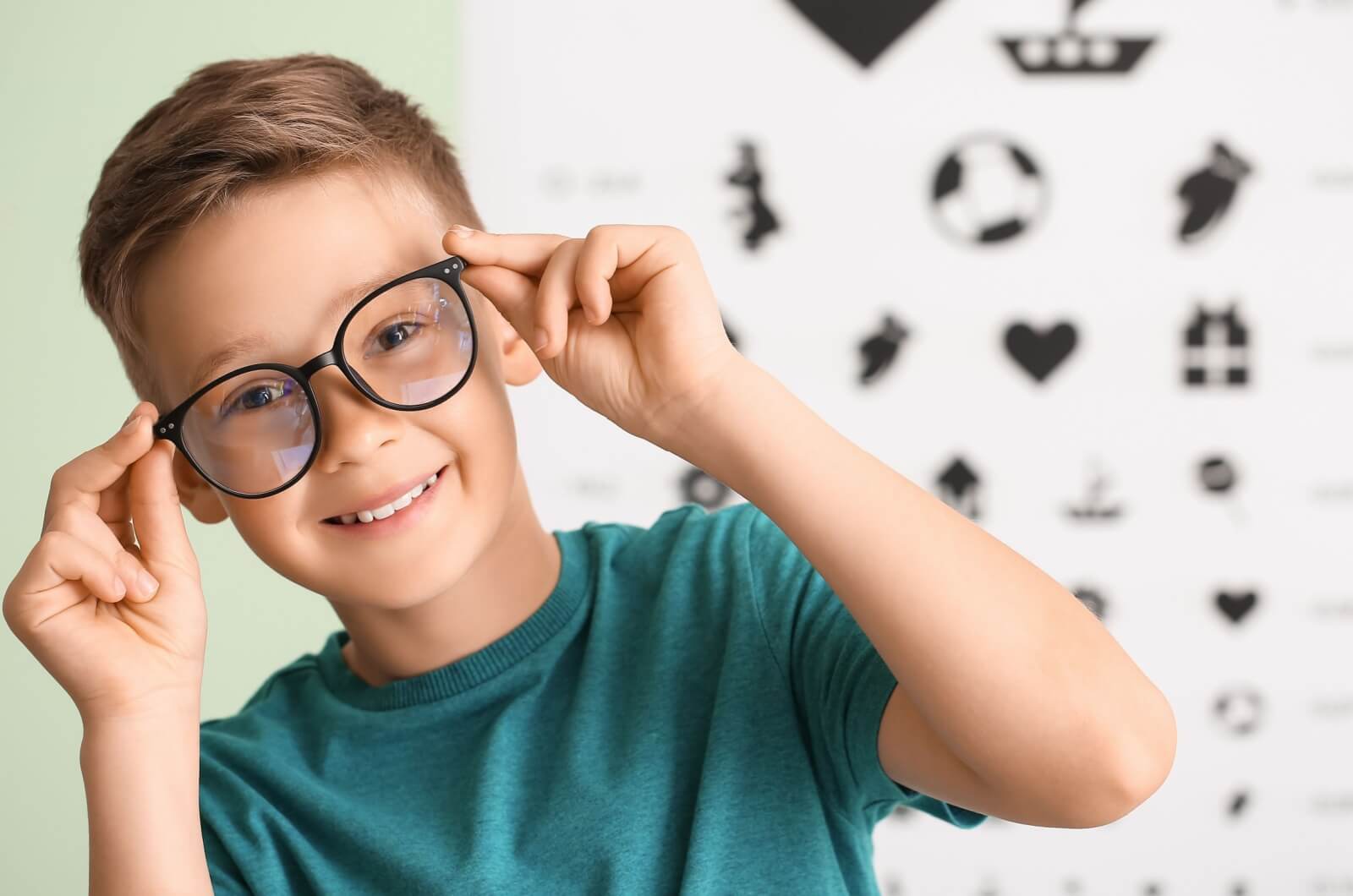 Discover Exceptional Eye Care and Stylish Eyewear at Victoria Optical in East York
